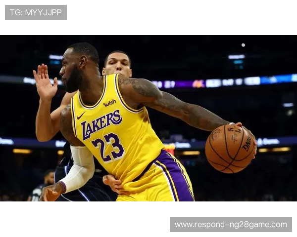 湖人队新赛季引援布局曝光詹姆斯状态引关注球迷热议